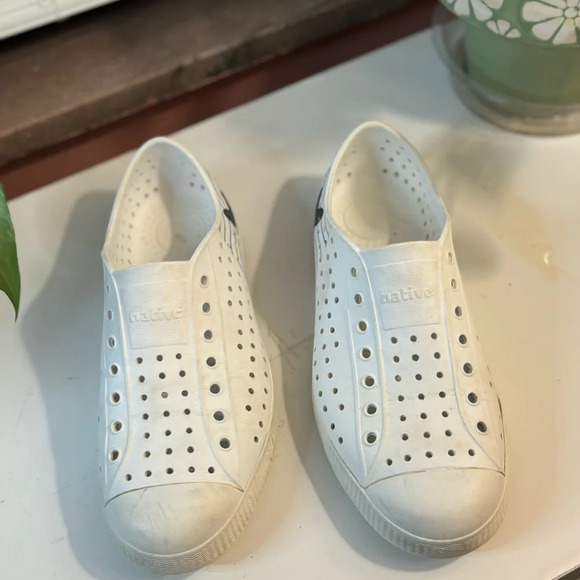 Native Shoes Kid's Jefferson Block Shoes - J4 gently worn didn’t know what to - Picture 1 of 10